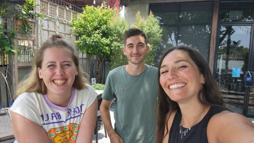 2 coachs travel planners et charlotte travel planner expatriée en thailande