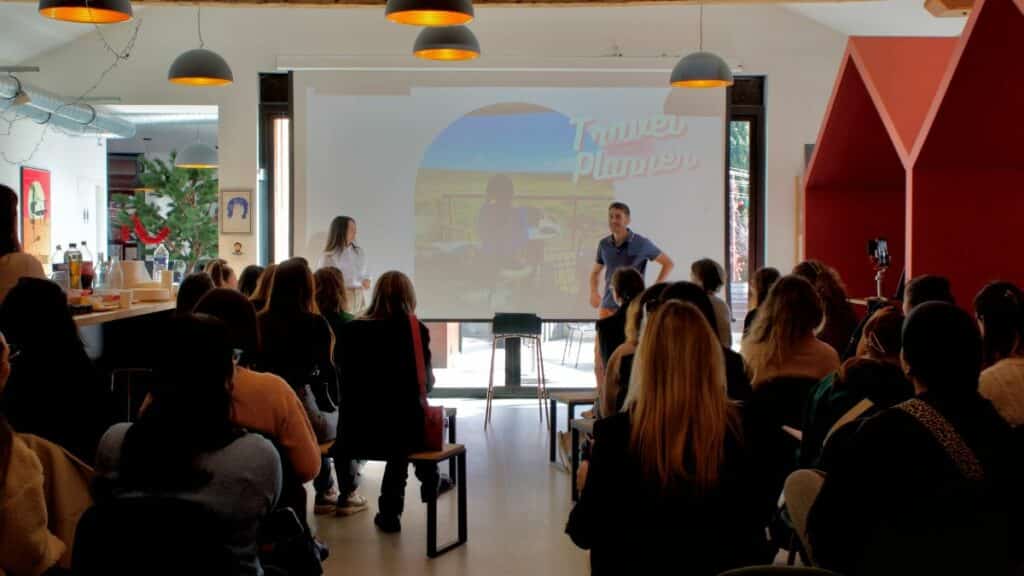 Travel Planners assistant à une conférence au Travel Planner Club